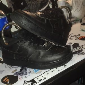 Good condition black af1 lows